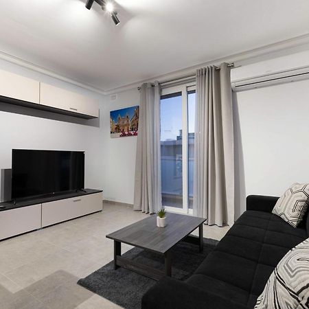 Luxurious & Spacious 2Bd Accomodation At The Podium - Yacht Marina Area, Close To Valletta Msida Luaran gambar