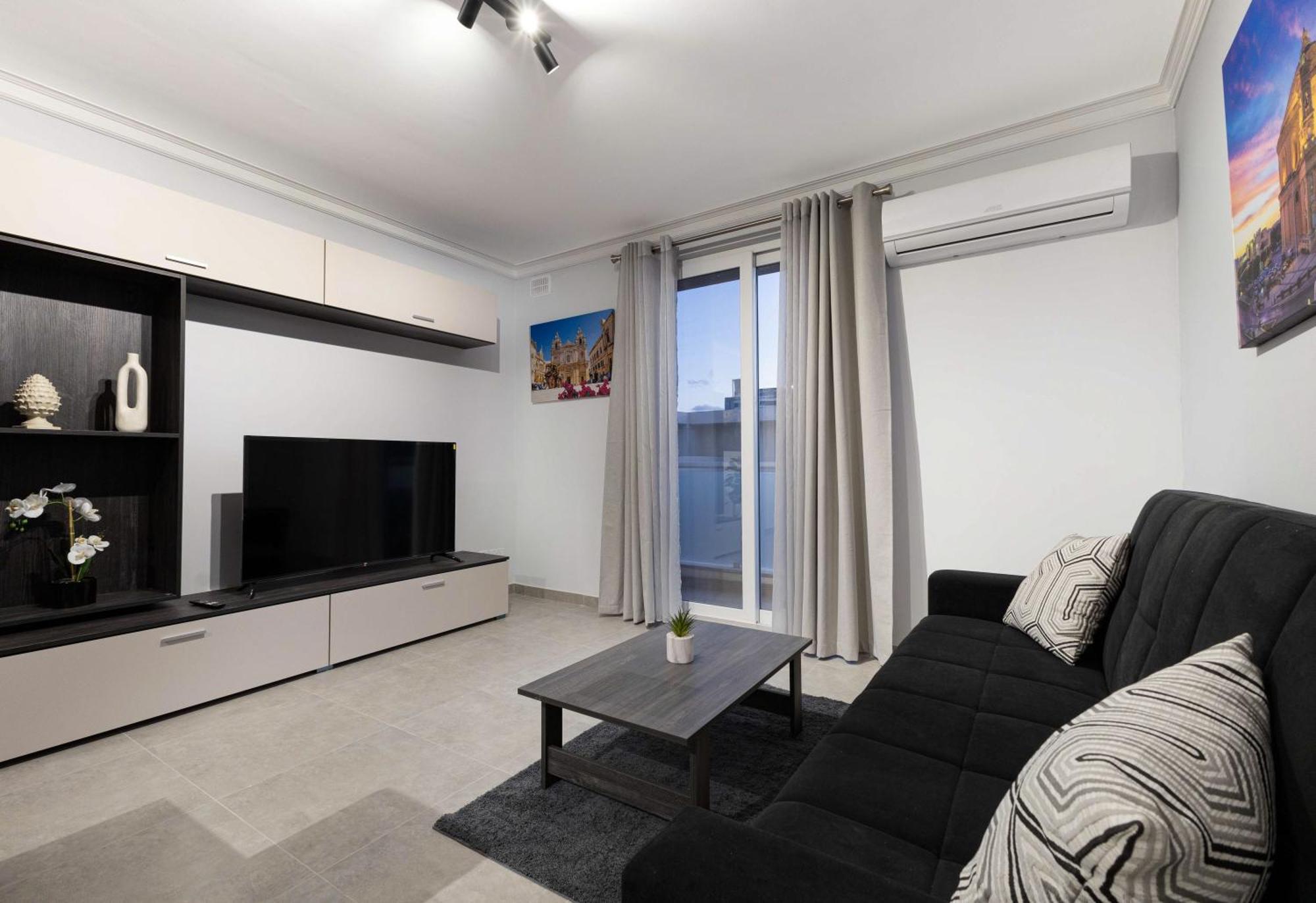 Luxurious & Spacious 2Bd Accomodation At The Podium - Yacht Marina Area, Close To Valletta Msida Luaran gambar